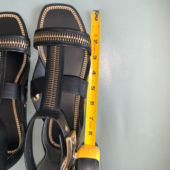 Rachel Zoe NWT Calfskin sandals with Metal Applications - Picture 6 of 10